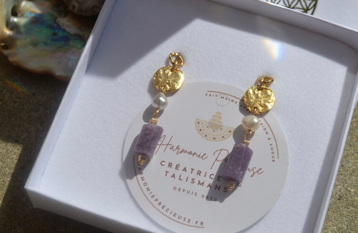 TALISMAN MÉLIA -  Lépidolite &  Mini Keshi blanche boucles d'oreilles