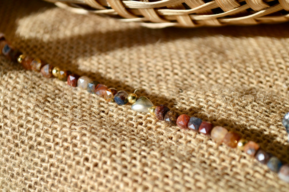 CASSANDRE — Bracelet pietersite &  keshi de Tahiti