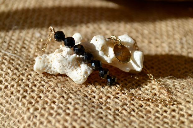 ATHENA — Bracelet en tourmaline noire & plaqué or 18k (base argent 925)