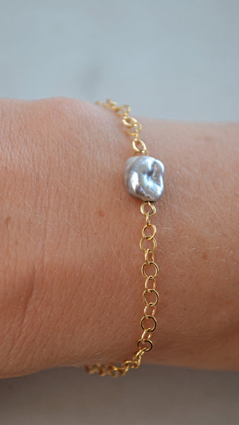 TIARÉ — Bracelet keshi de Tahiti  plaqué or 18k