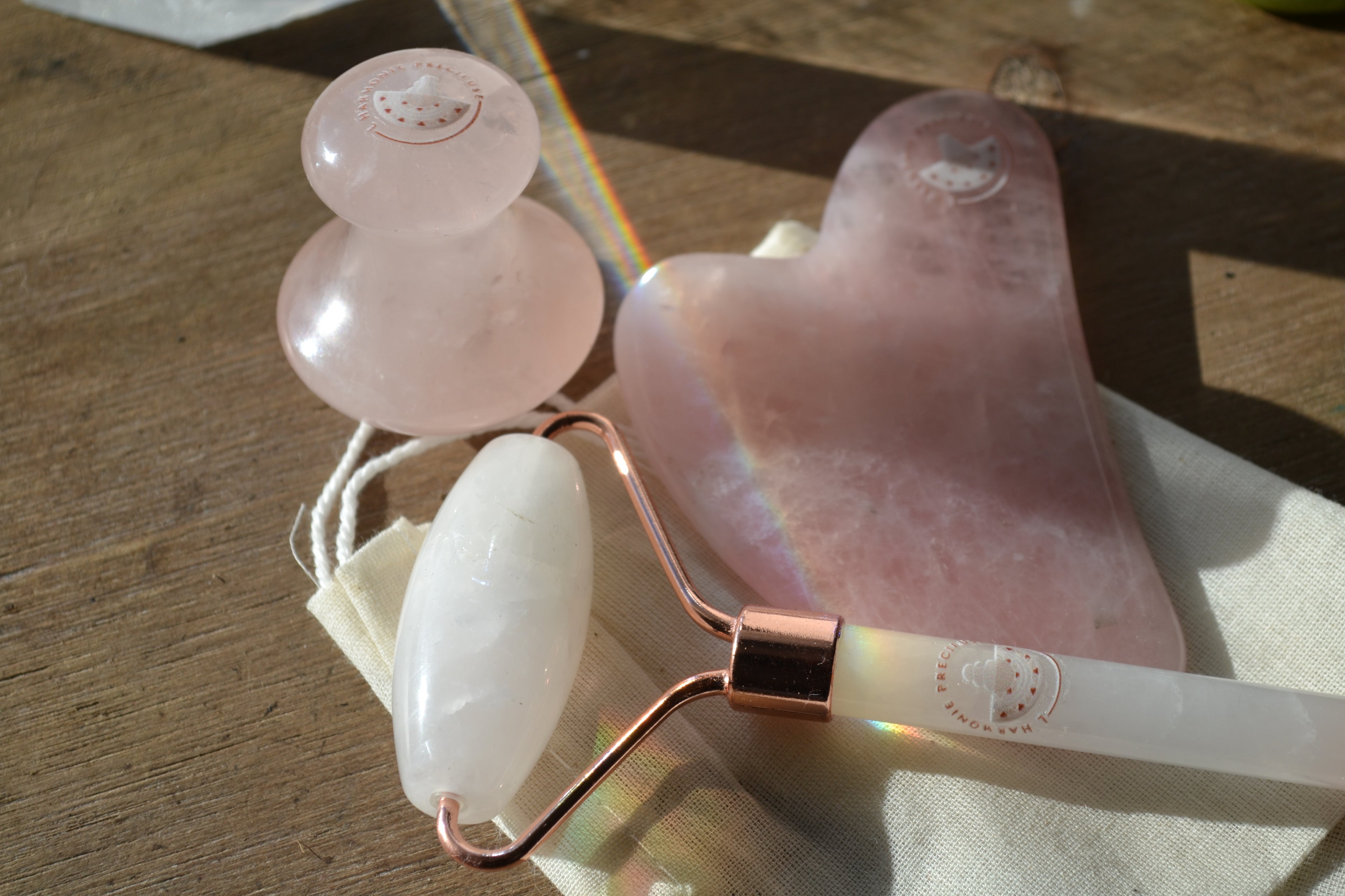 GUA SHA - PALME EN QUARTZ ROSE