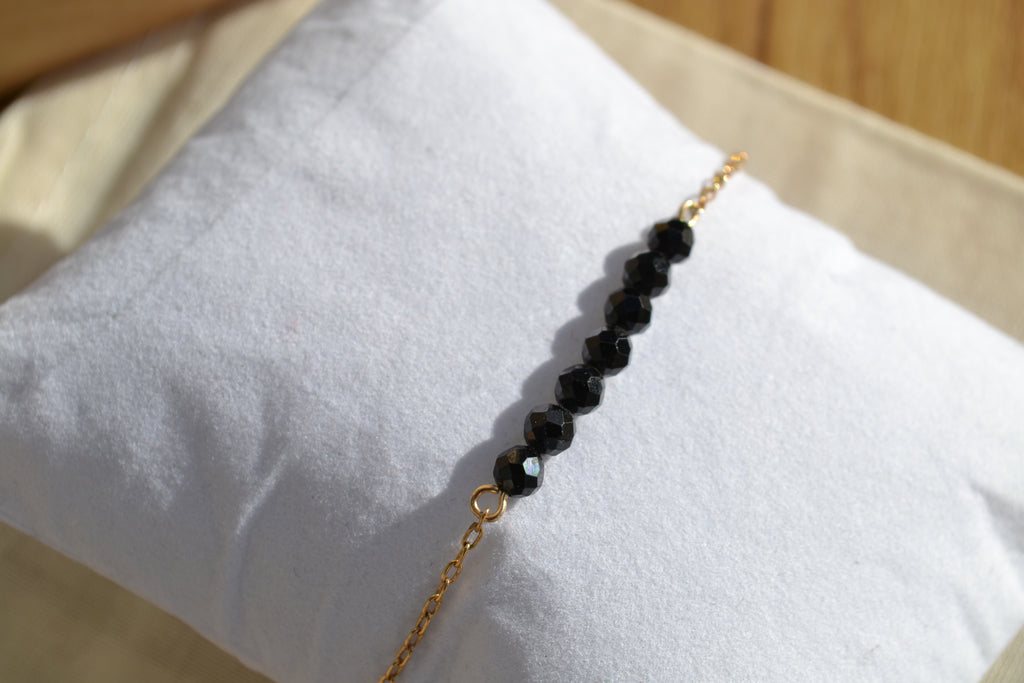 TALISMAN KAÏANOX – Spinelle Noire bracelet 7 gemmes