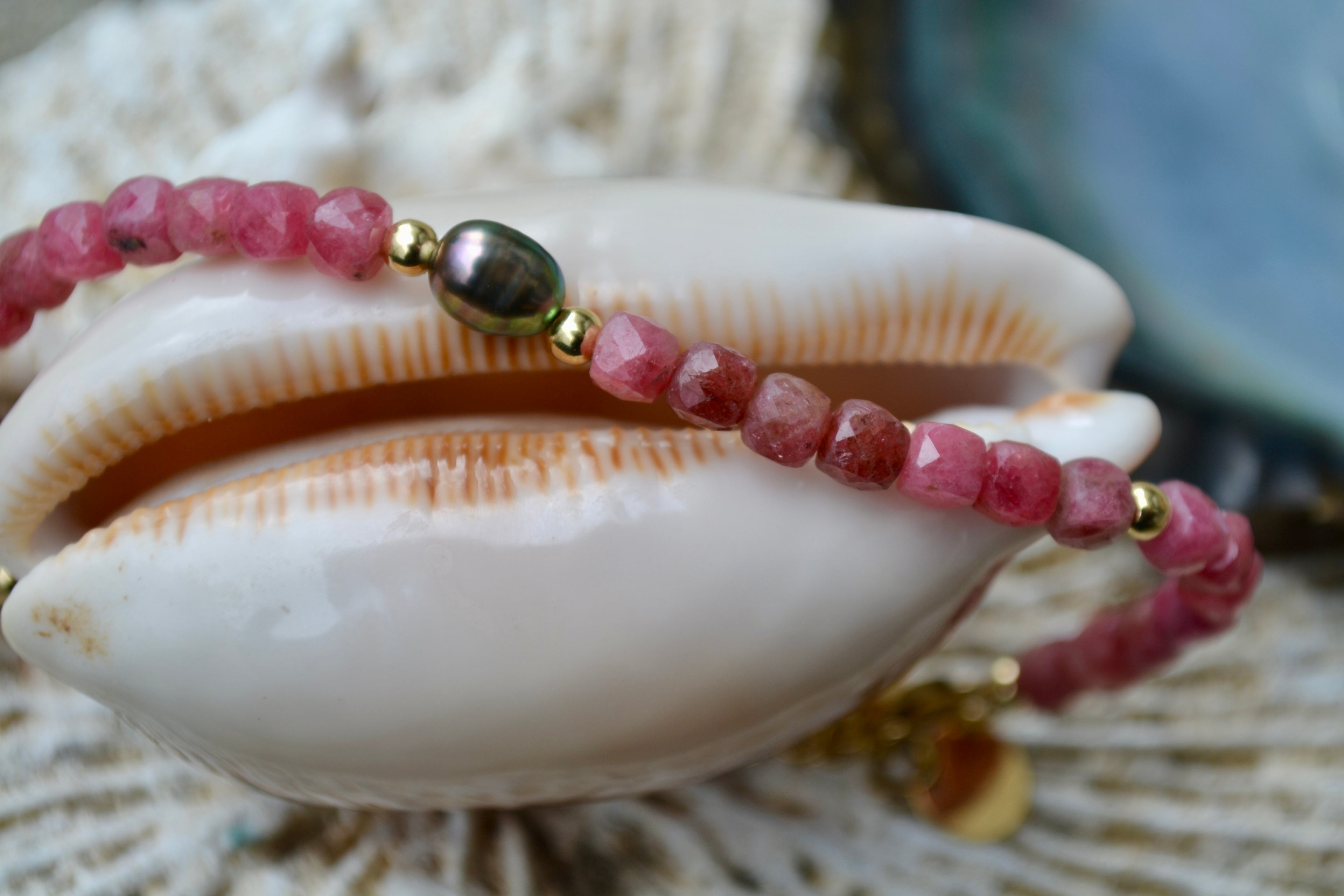 TALISMAN VESTA  Rubis 4 mm