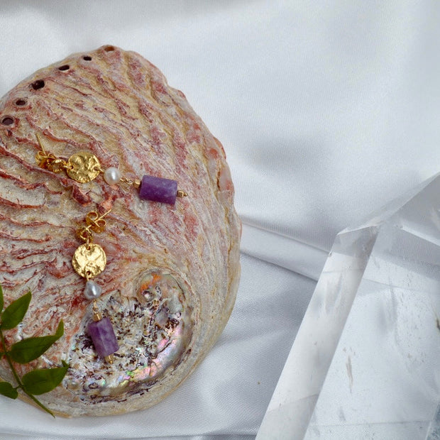 IRIS — Boucles d'oreilles lépidolite & keshi de Tahiti, plaqué or 18k