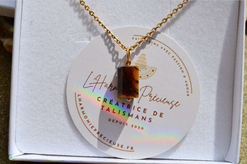 FREYA — Collier pendentif oeil de tigre & plaqué or 18k